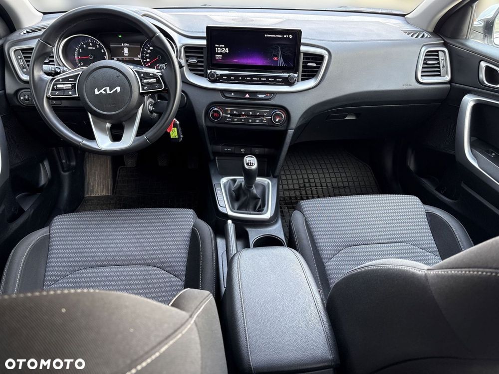 Kia Ceed - 19