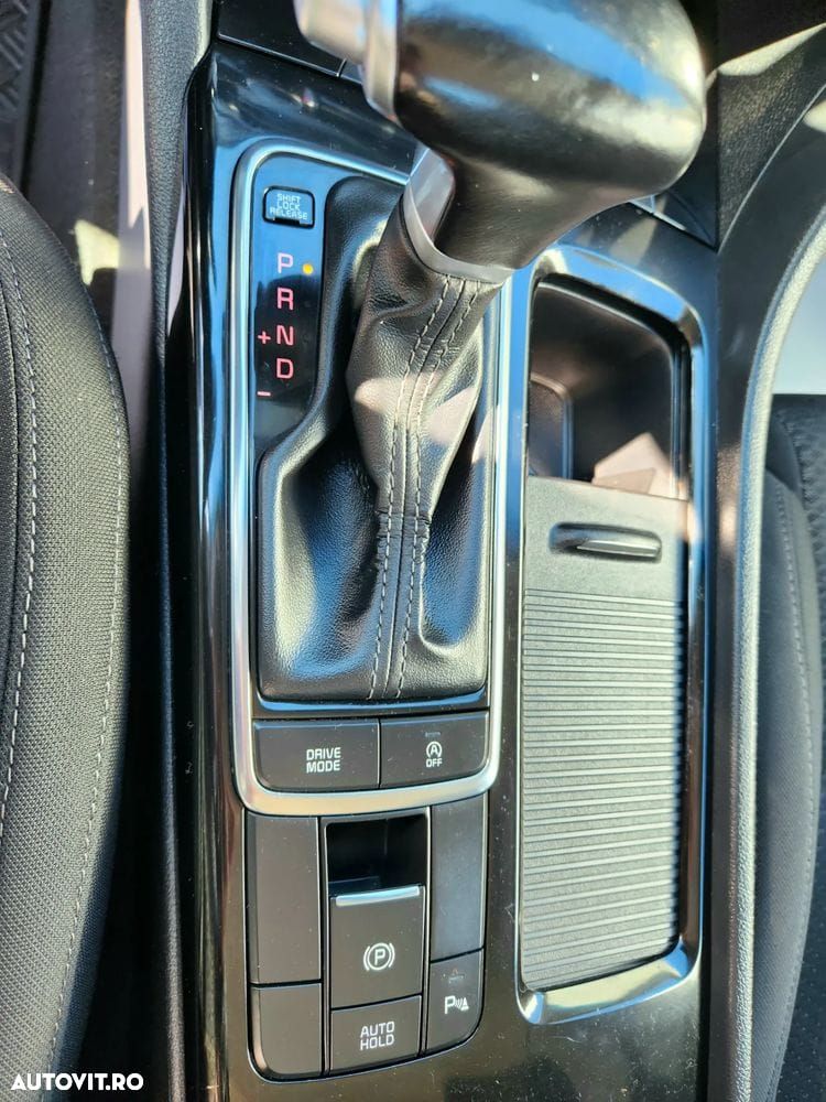 Kia Optima 1.7 DSL 7DCT Comfort - 33