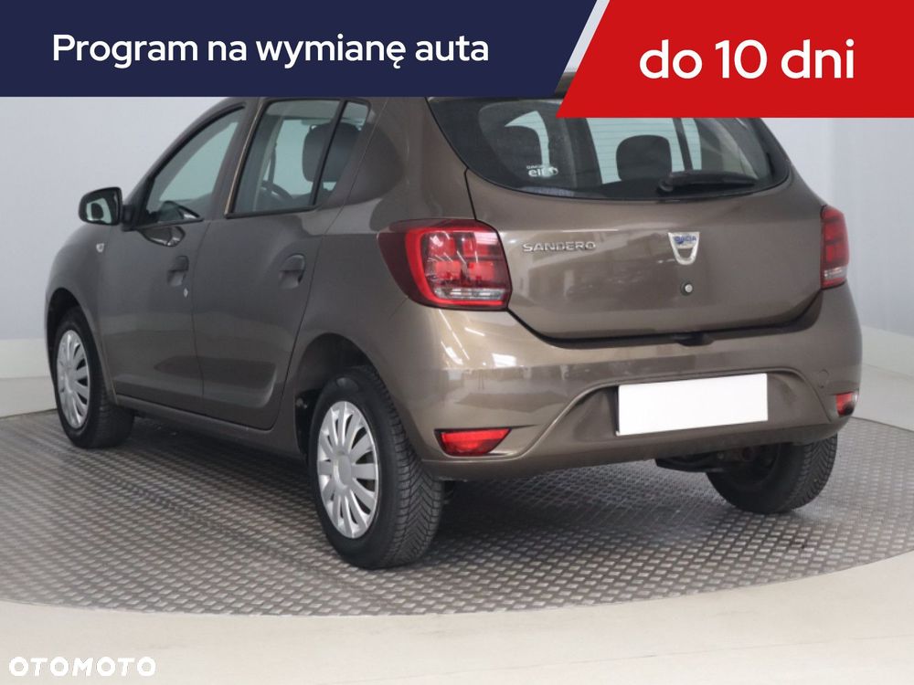 Dacia Sandero - 6