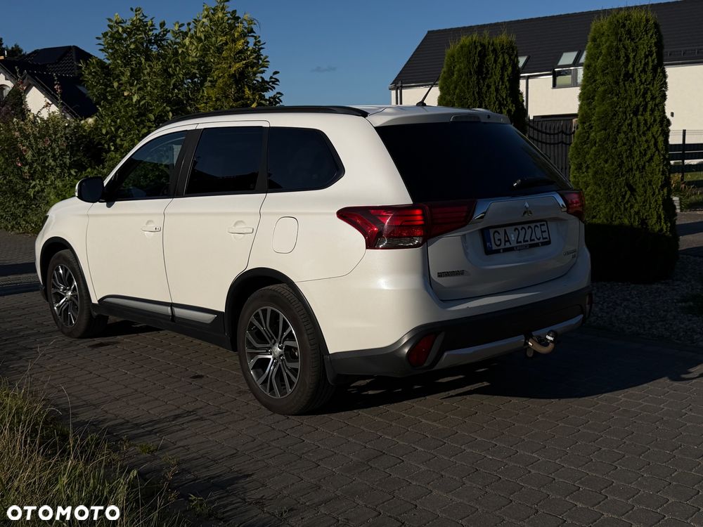 Mitsubishi Outlander - 5