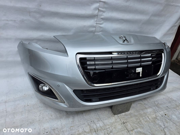 PEUGEOT 5008 LIFT 13-16 ZDERZAK PRZOD PRZEDNI KOMPLETNY DEMONTAŻ 6 X PDC