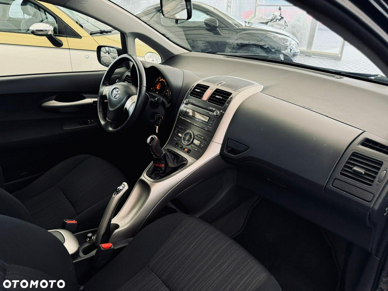 Toyota Auris - 23