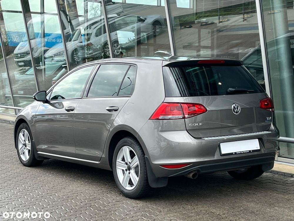 Volkswagen Golf 1.6 TDI Highline - 15