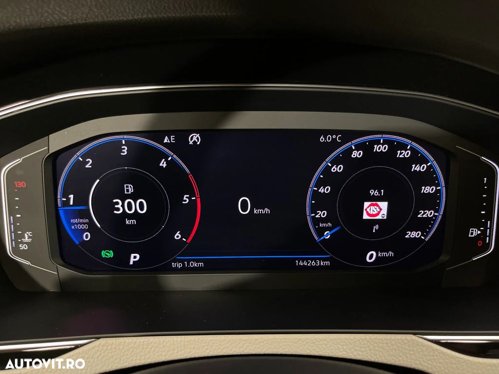 Volkswagen ARTEON 2.0 TDI SCR DSG Elegance - 29