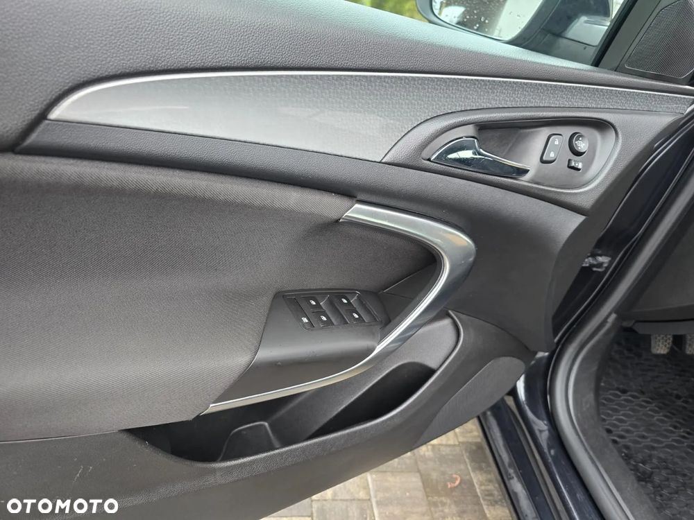Opel Insignia 2.0 CDTI - 6