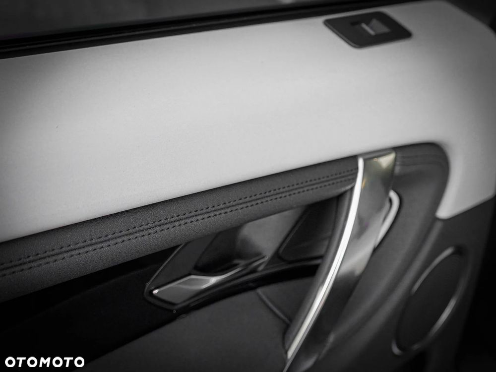 Land Rover Discovery Sport - 22
