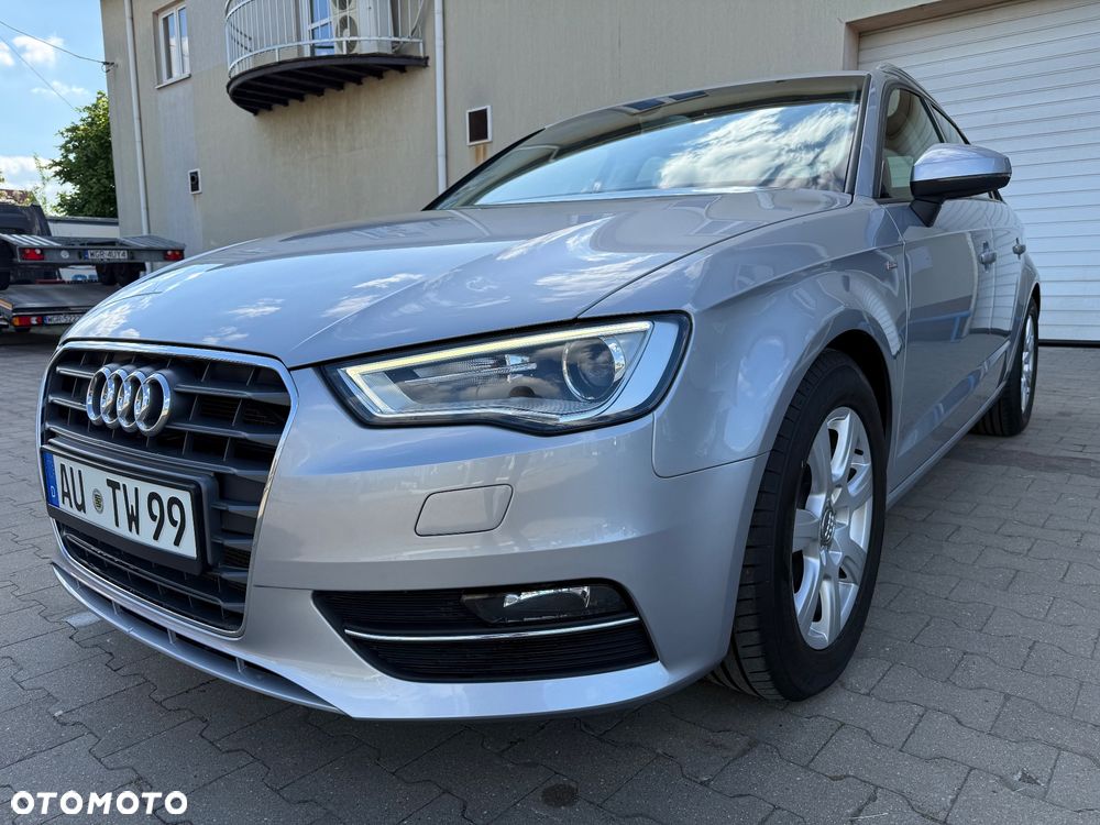 Audi A3 Sportback 2.0 TDI Attraction - 3
