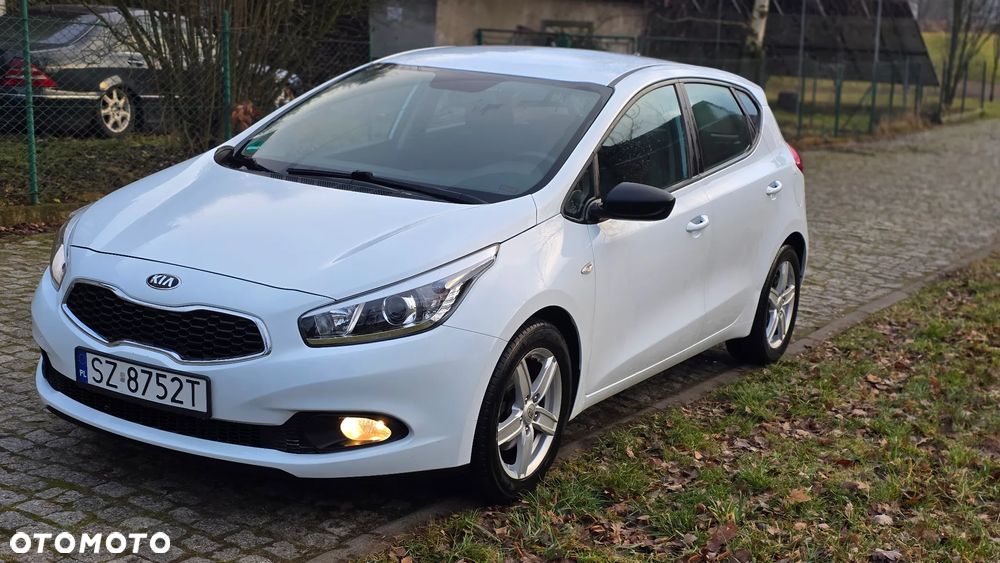 Kia Ceed 1.4 CVVT Spirit - 4