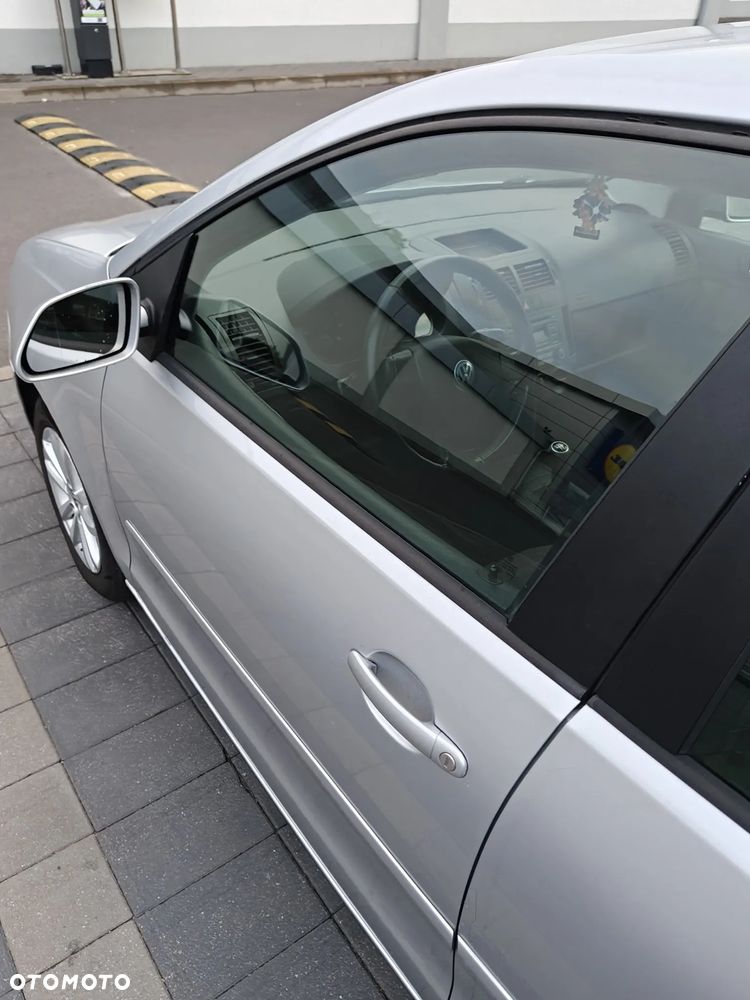 Volkswagen Polo 1.4 16V Trendline - 25