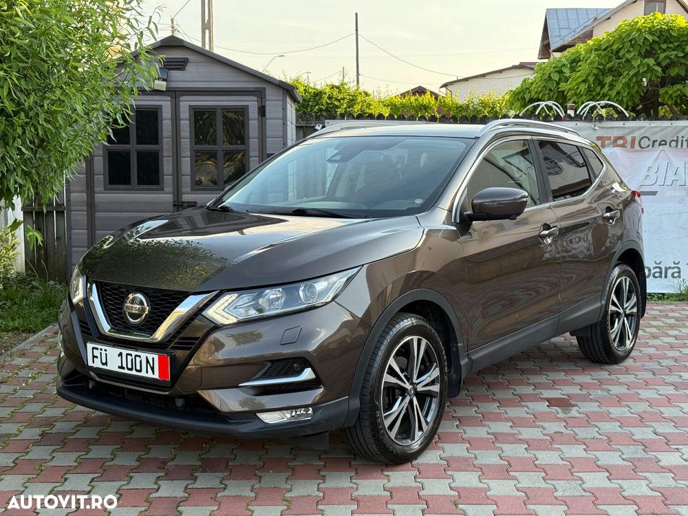 Nissan Qashqai 1.3 DIG-T DCT N-CONNECTA - 2