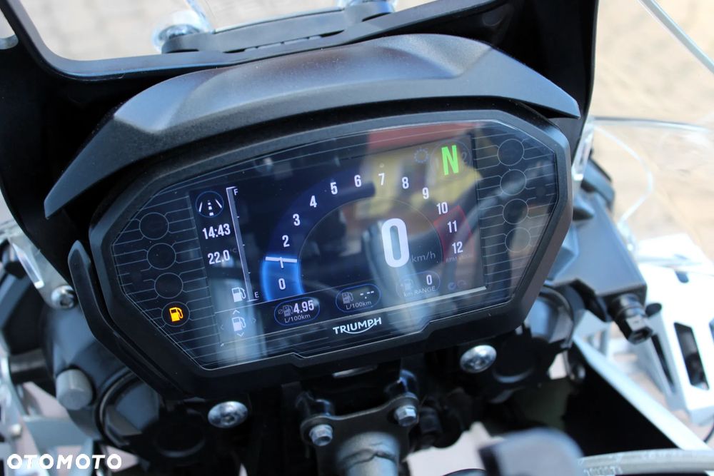 Triumph Tiger - 8
