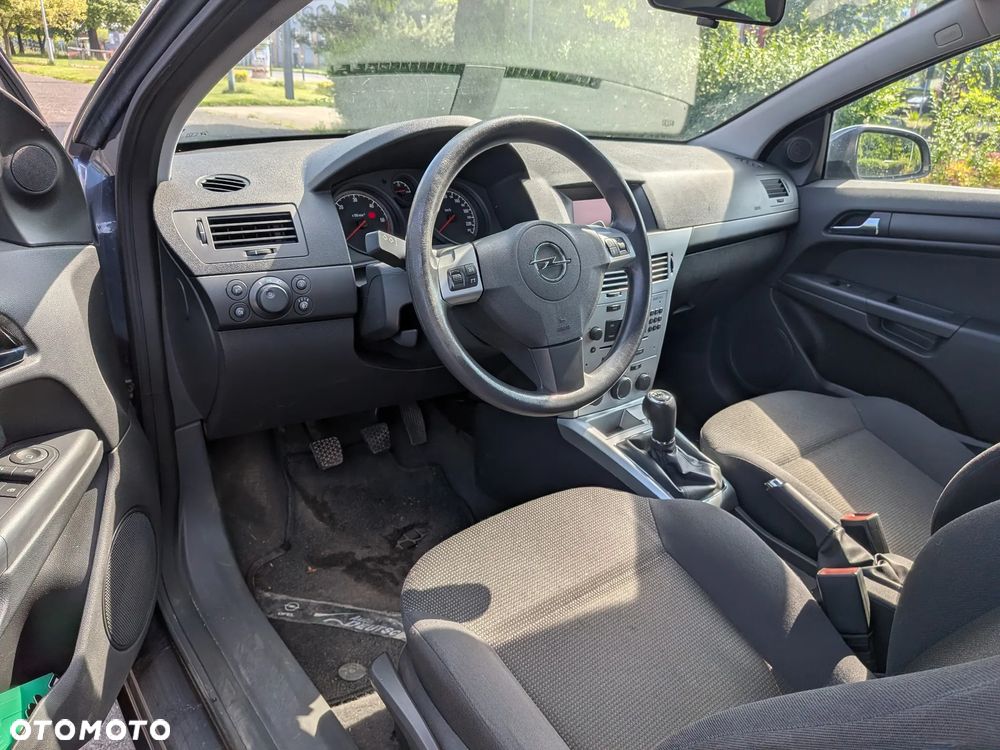 Opel Astra 1.7 CDTI Cosmo - 10