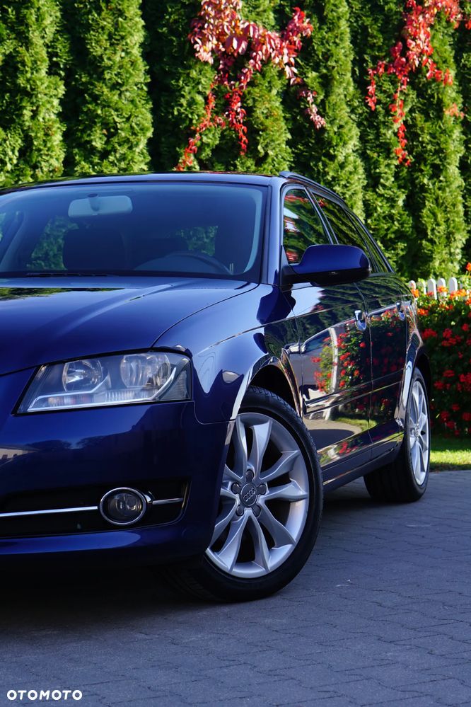 Audi A3 Sportback - 16