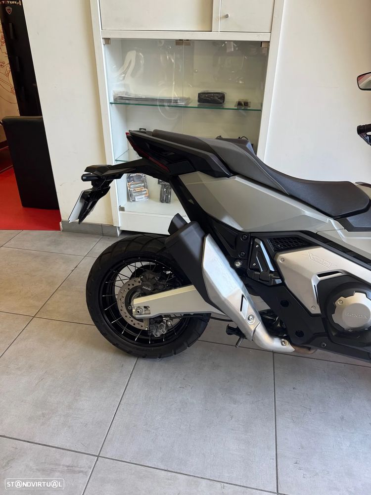 Honda X-ADV - 2
