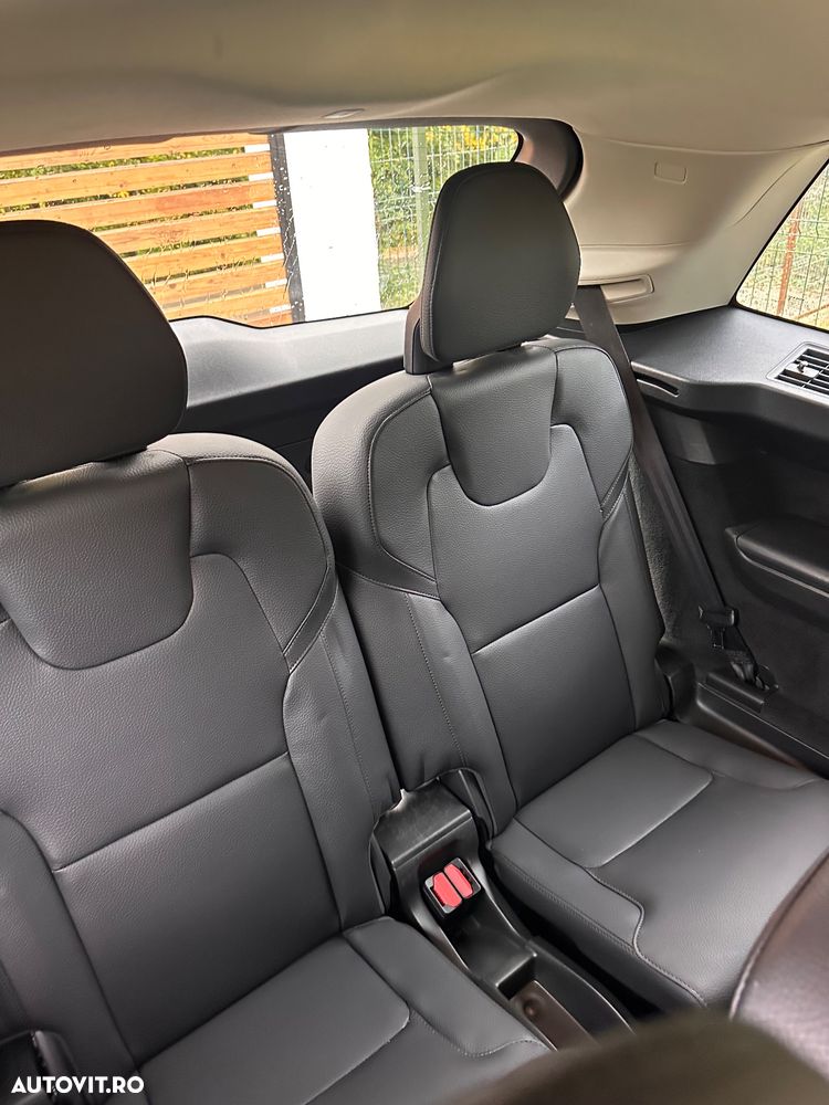 Volvo XC 90 - 11