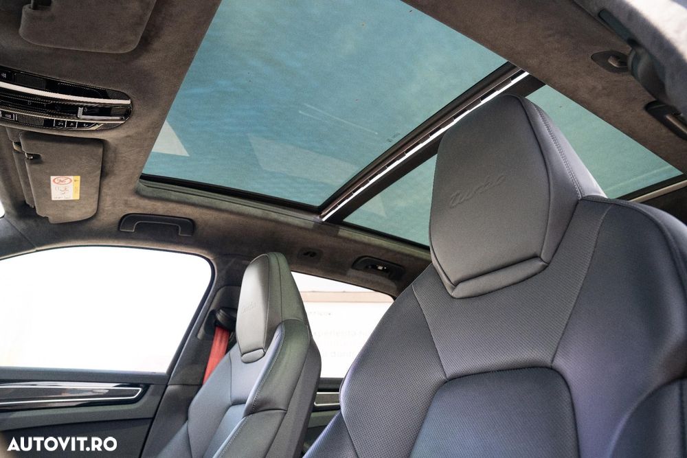 Porsche Cayenne Turbo - 32