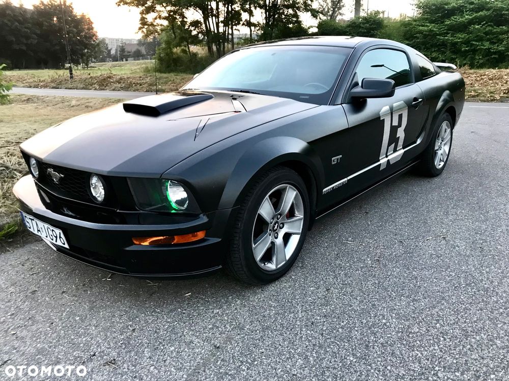 Ford Mustang - 22