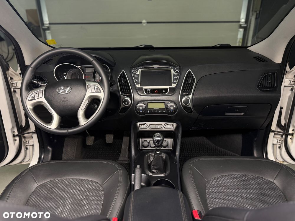 Hyundai ix35 1.7 CRDi Premium 2WD - 13