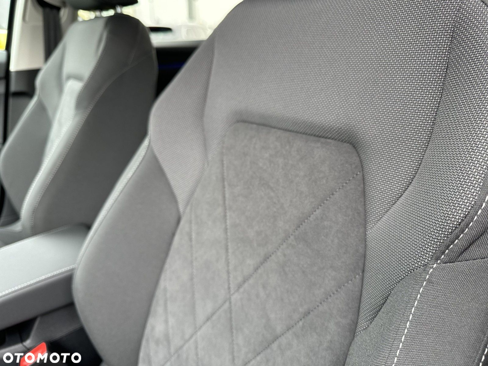 Volkswagen Golf - 13