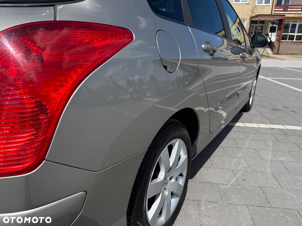 Peugeot 308 HDi FAP 110 (Blue Lion) Premium - 19