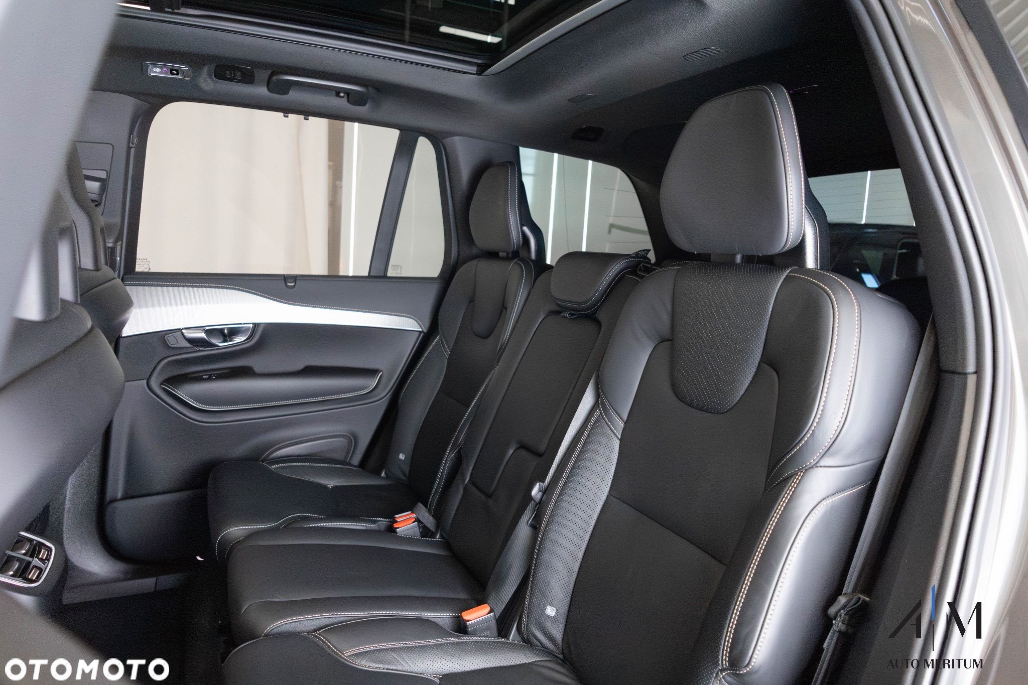 Volvo XC 90 B5 D AWD Ultimate Dark - 33