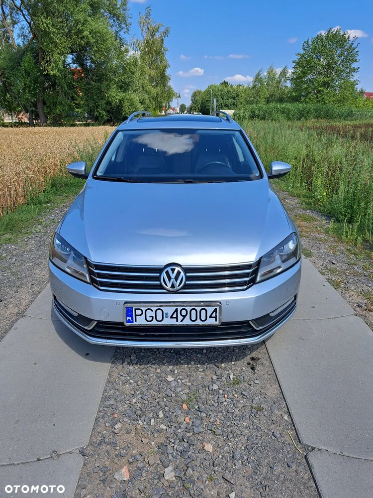 Volkswagen Passat 2.0 TDI Comfortline DSG - 2