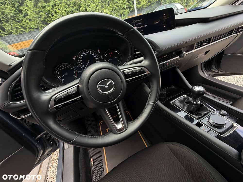 Mazda 3 SKYACTIV-G 2.0 M-Hybrid - 30