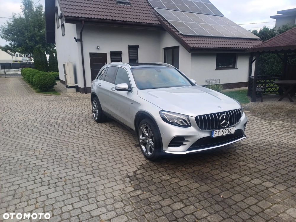 Mercedes-Benz GLC - 1