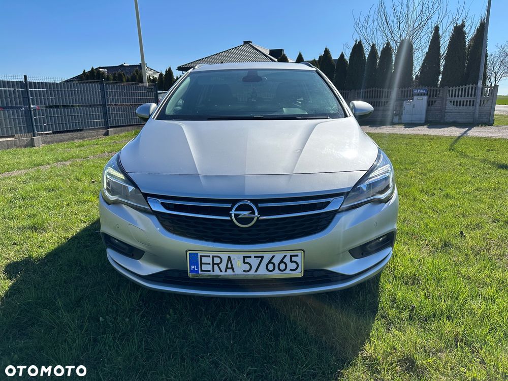 Opel Astra 1.6 CDTI Cosmo - 8
