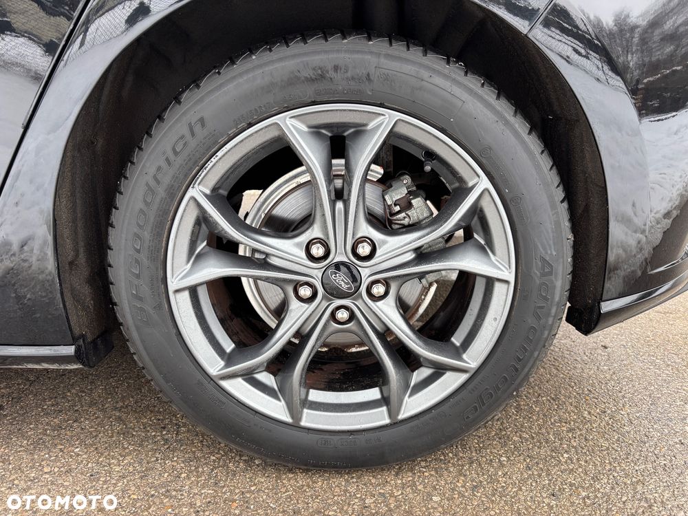 Ford Focus 1.5 EcoBlue Start-Stopp-System ST-LINE - 19