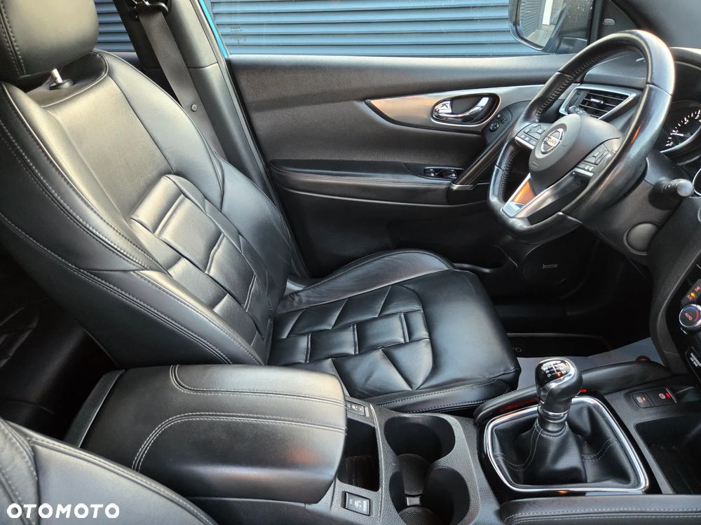 Nissan Qashqai 1.6 DIG-T Tekna+ - 17