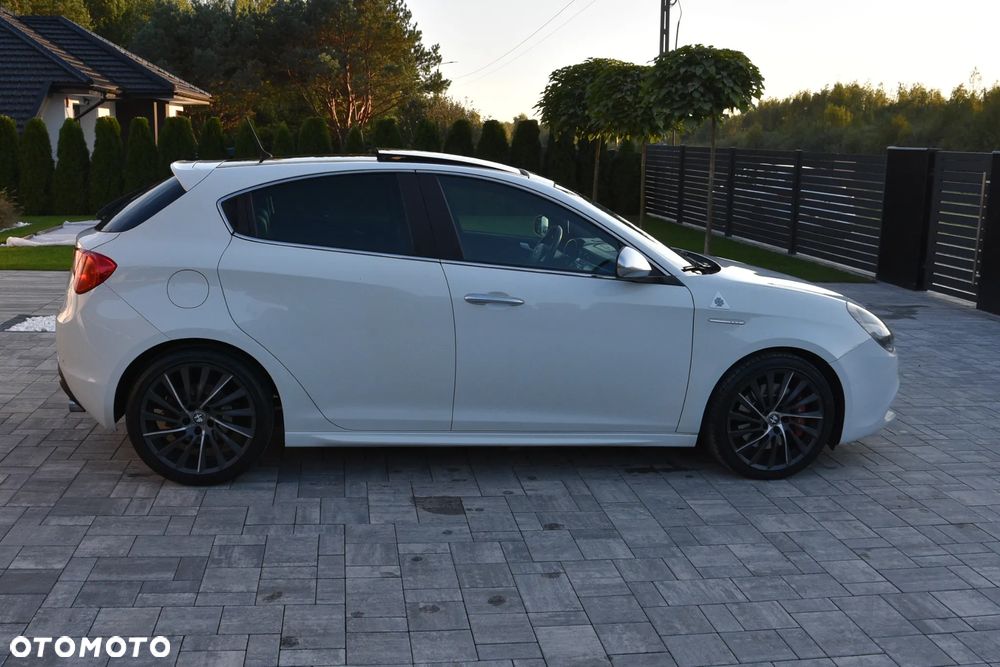 Alfa Romeo Giulietta 1.8 TBi 16V Quadrifoglio Verde - 31