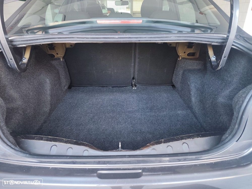 Citroën C-Elysée 1.5 BlueHDi Shine - 15