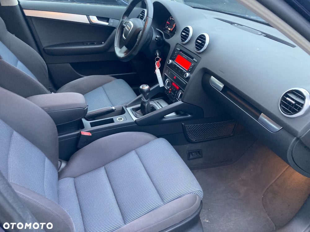 Audi A3 Sportback - 11