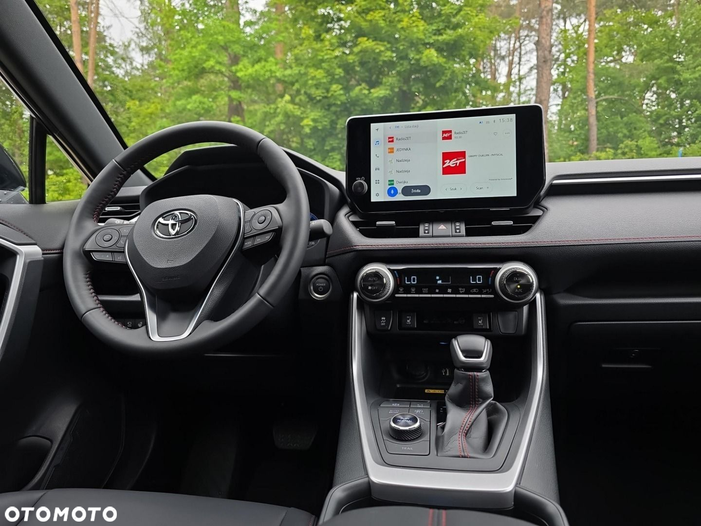 Toyota RAV4 - 10