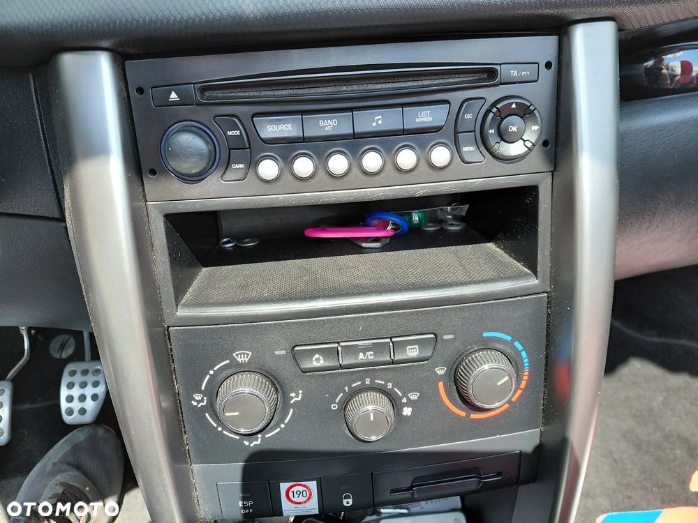 Peugeot 207 110 HDi FAP (Blue Lion) Platinum - 16