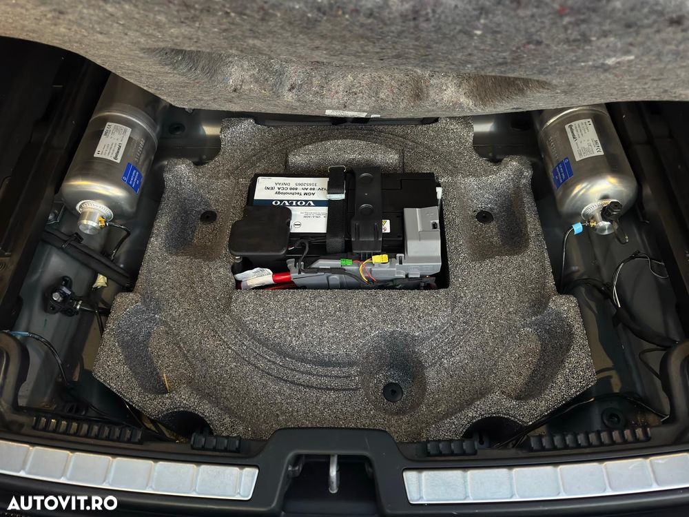 Volvo XC 60 T5 AWD Geartronic RDesign - 18