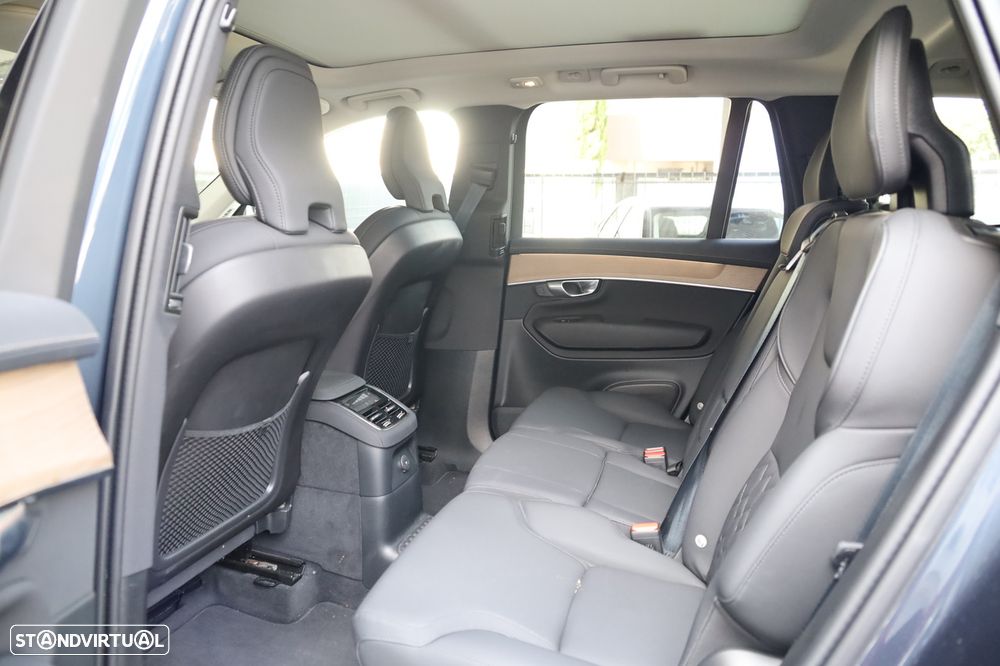 Volvo XC 90 2.0 T8 PHEV Plus Dark AWD - 11
