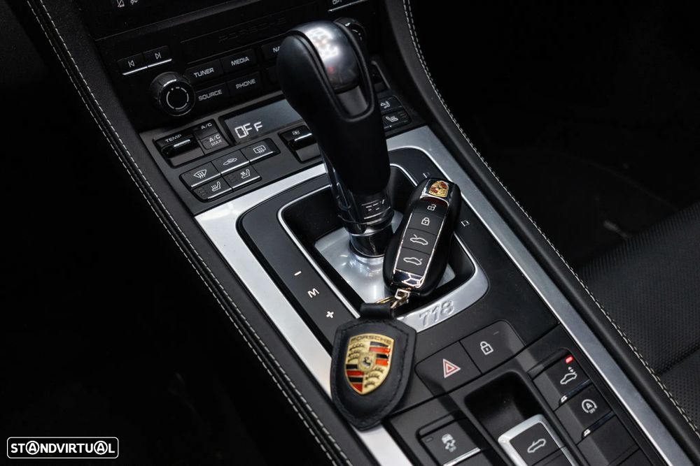 Porsche 718 Boxster 2.0 PDK - 24