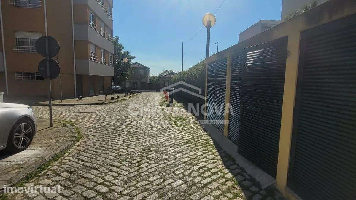 Moradia V3 num Condominio Privado c/ Terraço na Maia - Grande imagem: 2/29