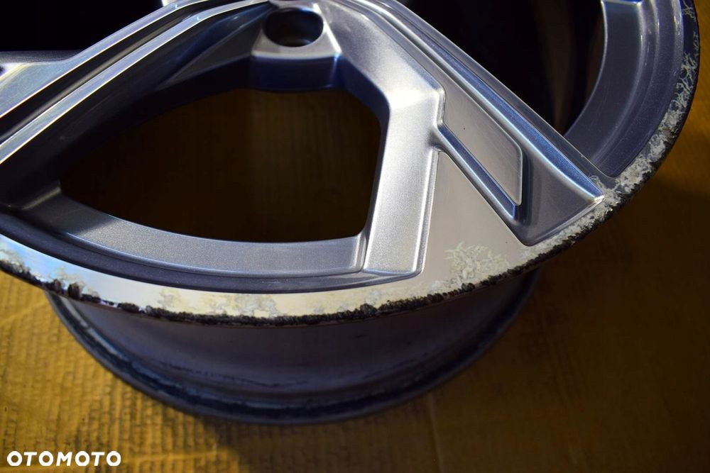 AUDI 18 ,,S-Line A3 S3 8Y0 Nowy Model Oryginał - 4