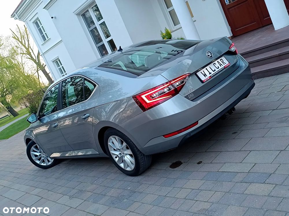 Skoda Superb 1.4 TSI ACT DSG Ambition - 4