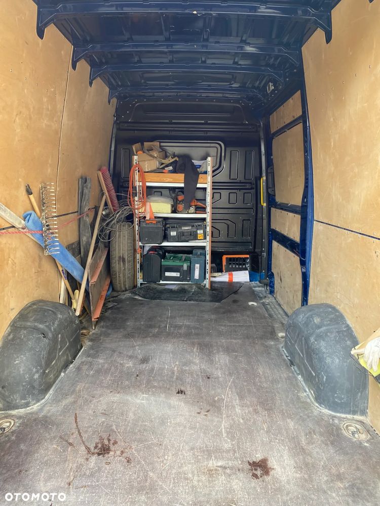 Volkswagen CRAFTER - 14