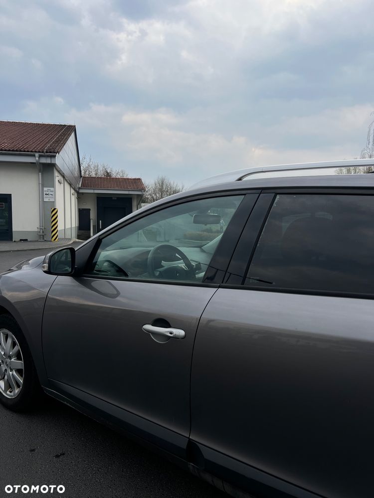 Renault Megane 1.5 dCi Dynamique - 6