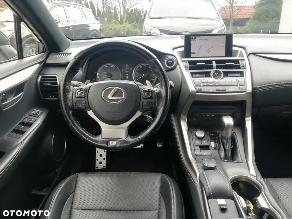 Lexus NX - 7