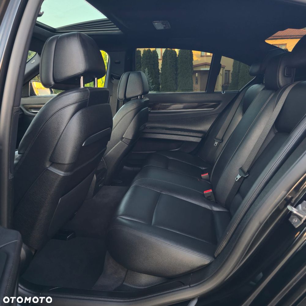 BMW Seria 7 730d xDrive - 22