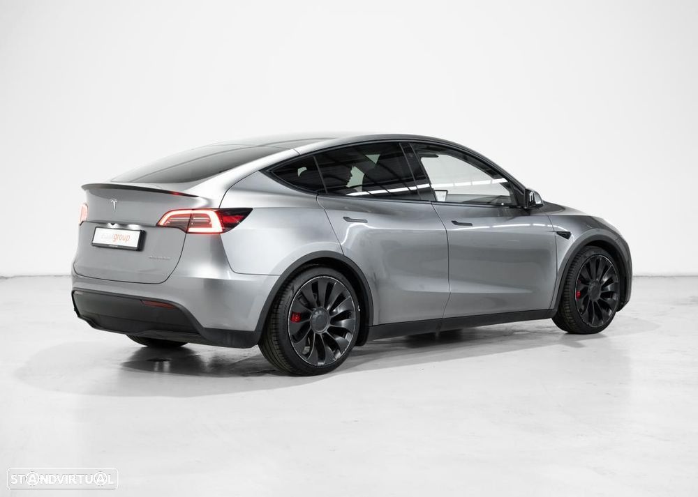 Tesla Model Y Performance Tração Integral - 4