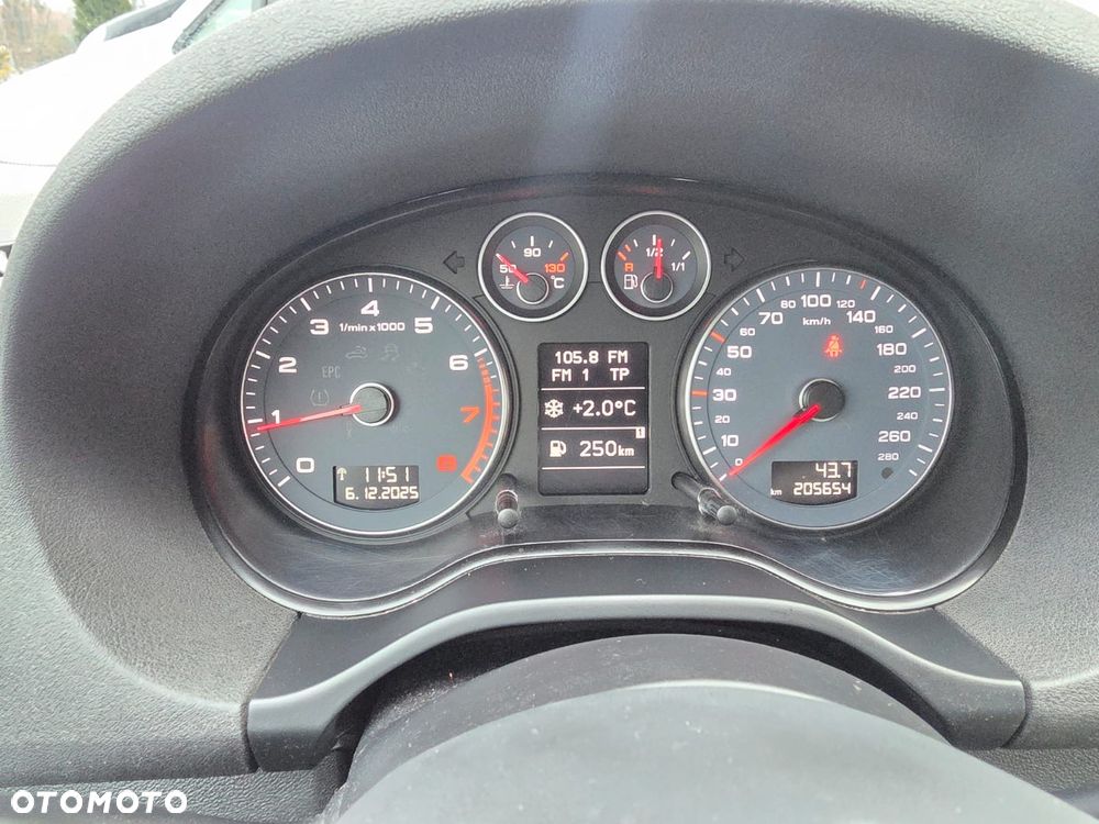 Audi A3 Sportback - 6