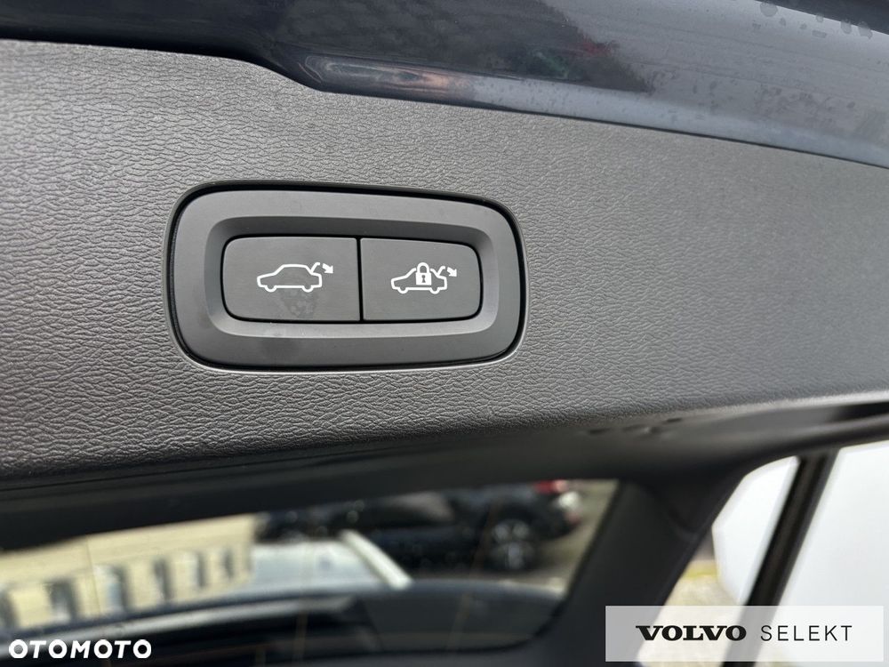 Volvo V60 Cross Country - 23