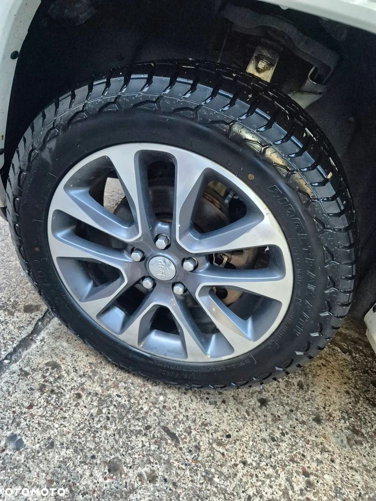 Jeep Grand Cherokee 3.6 V6 Overland - 15